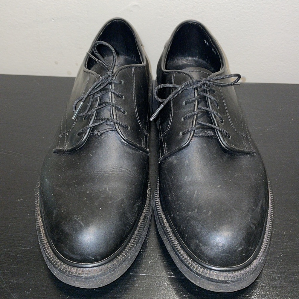Hitchcock Black Leather‎ Oxfords.  Size 9.5. 5E.  Wide Shoes for Men.